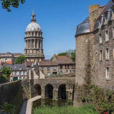 Aux Remparts De La Vieille Ville - 4P, Parking Boulogne-sur-Mer Esterno foto